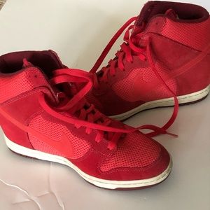 Nike Air Max Tavas Red Sky High Dunks